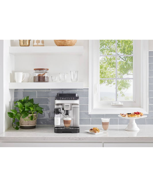 De’Longhi Magnifica Evo Espresso Machine with LatteCrema System